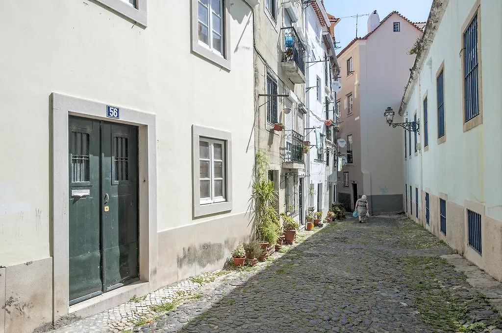 Stay Local In Alfama! Deolinda Central Home, Amazing View Lisbon 0*,  Portugal